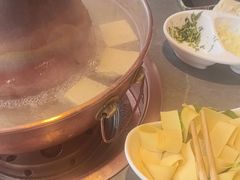 -前门·鲜肉火锅(长风店)