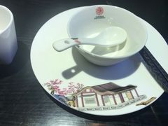 餐具挺漂亮的-塘人·老底子宁波菜小馆(南塘老街店)