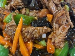 -金卯白肉罩火烧