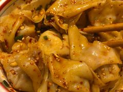 -八二小区抄手(龙湖上城天街店)