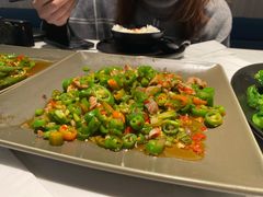 -本来精品川菜(嘉里中心店)