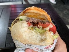 -The Habit Burger Grill 哈比特汉堡(爱琴海店)