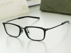 -目艮眼镜SHOWROOM(品牌集合店)