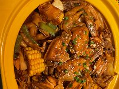 -多嘴超级肉蟹煲(蕾莎店)