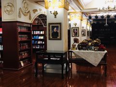 -果戈里书店