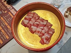 -金马门国际美食百汇(珞喻路店)