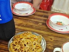 -冶建镜子·老南昌大排档·江西虾王(总店)