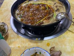 芋儿鸡-石灰市毛记烧鸡公(解放碑店)