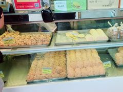 面包甜点陈列柜-鲍师傅糕点(西站店)