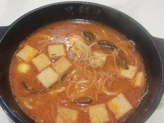 -吕阿婆骨汤麻辣烫(云岗店)