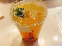黄粒粒-茶太良品·北京特色茶饮(西站食宝街店)