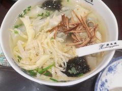 荠菜大馄饨-熙盛源(凤凰街店)