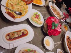 -海派悦庭·海胆烧麦·新融合菜(凯德广场店)