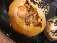 -小杨生煎(金山百联购物中心3楼店)