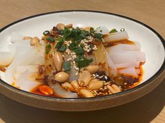 -渝信川菜 · 川味家常菜(财富购物中心店)
