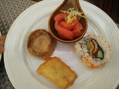 -BLU 全日制餐厅(上海安曼纳卓悦酒店)