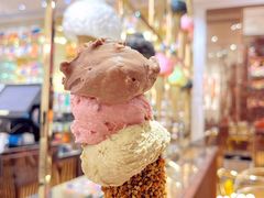 -VENCHI 闻绮(上海佛罗伦萨小镇店)