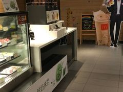 -麦当劳(友谊路得来速店)