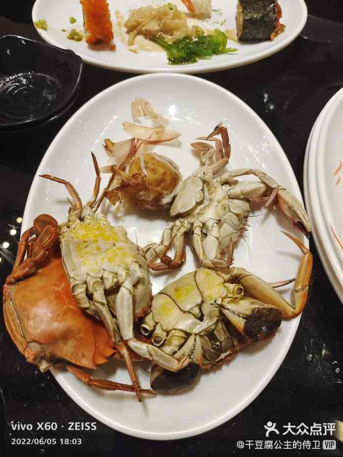 服务很到位,以前有个消费89赠送午餐的,给取消了,有点小失望 天泊圣汇