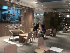 大堂-奈雪的茶(湖滨银泰in77C区PRO店)