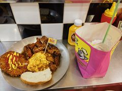 -facepork脸猪咖喱·比脸大的猪排(建国西路店)