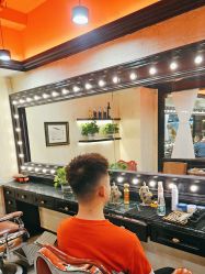 -东方先生国潮男士理发馆