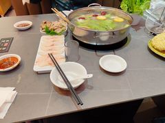 -官塘陈记鱼生·潮汕砂锅粥·牛肉火锅(潮枫路总店)