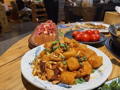 -贵厨酸汤牛肉(花果园国际中心店)