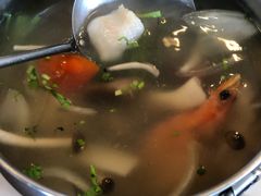什锦海鲜汤-云之泰云南泰国料理(员林店)