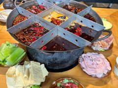 -白乐天毛肚火锅馆(南滨路店)