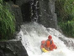 -大围山峡谷漂流