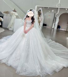 -艾米丽婚纱礼服