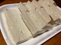 -三道苗苗鱼·美蛙黄辣丁(八里店)