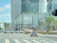 -交通银行前滩31演艺中心