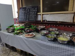 -金卯白肉罩火烧