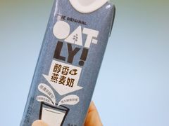 -全家便利店(宜山路站店)