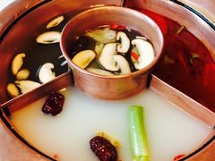 -滇釜火锅·能喝汤的火锅(车公庄店)