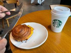 -星巴克(洛阳中州路王府井店)