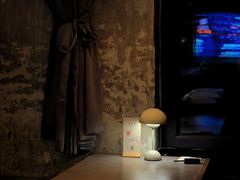 -FOUR PLAY BAR