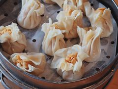 蛋黄鲜肉烧麦-真真鲜馄饨店(启蒙路店)