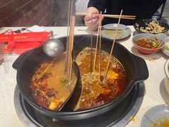 -钢管厂五区小郡肝串串香火锅(梅川路店)