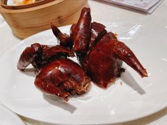 玻璃脆皮乳鸽皇-新雅粤菜馆(南京东路店)