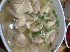 虾仁大馄饨-南城香·饭香串香馄饨香(青年路店)
