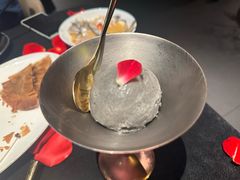 黑芝麻冰淇淋-醉东Oriental House(静安嘉里中心店)