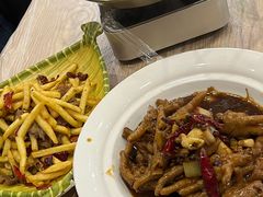 -江城燕子大排档(江汉路步行街店)