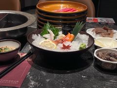 -牛YO寿喜烧·铁板烧和牛火锅自助(市府恒隆店)