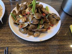 -泉畔人家·老济南经典鲁菜(大明湖店)