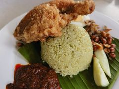 炸鸡椰浆饭-源昌隆咖啡店