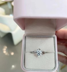 -JKHappiness培育钻石钻戒婚戒定制(天河国贸店)