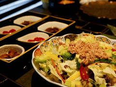 -铭牛烧肉·和牛海鲜自助(高新月牙湖店)